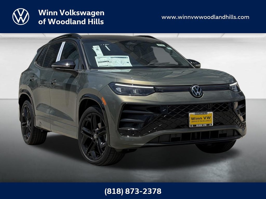 New 2026 Volkswagen Tiguan 2.0T SE R-Line Black