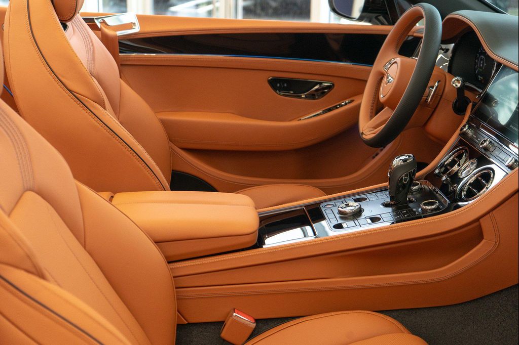 صورة مصغرة 2 لـ 2026 Bentley CONTINENTAL GT BASE