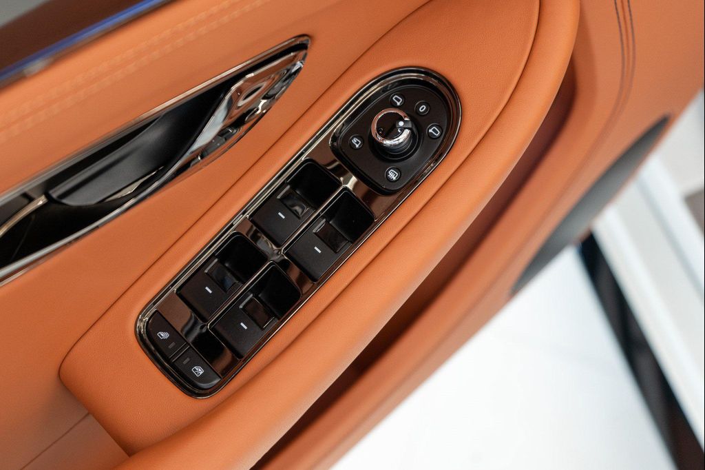 صورة مصغرة 12 لـ 2026 Bentley CONTINENTAL GT BASE
