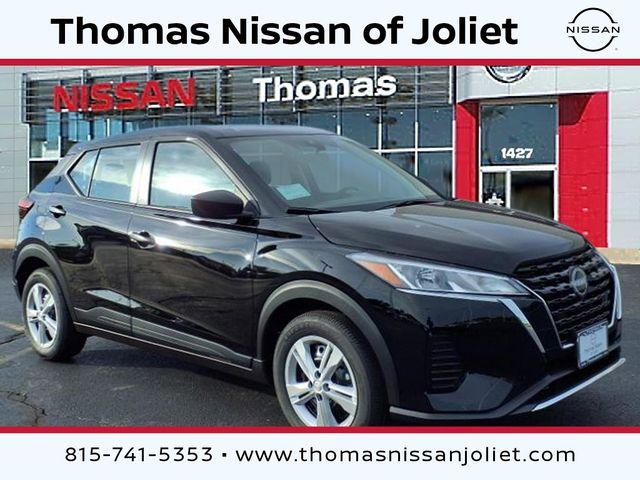 New 2025 Nissan Kicks Play S