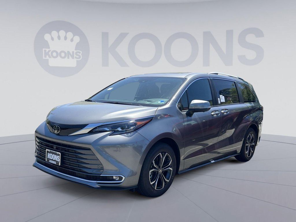New 2026 Toyota Sienna Platinum