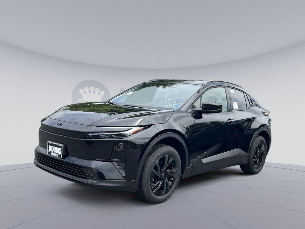 New 2026 Toyota C-HR SE