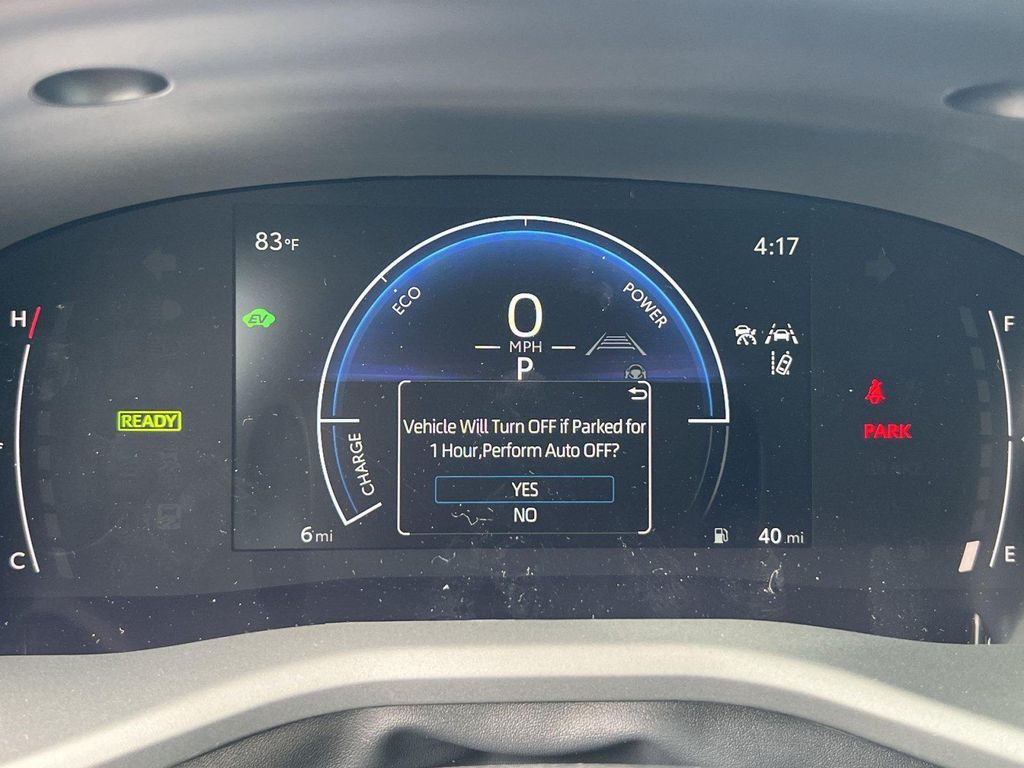صورة 9 لـ 2026 Toyota CAMRY LE