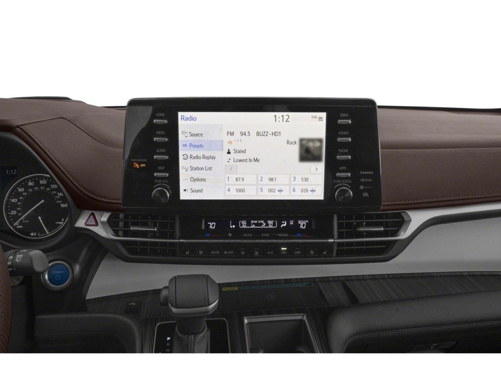 2026 Toyota SIENNA PLATINUM — фото 7