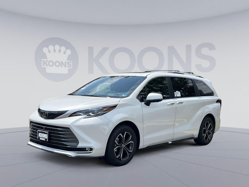 New 2026 Toyota Sienna Platinum