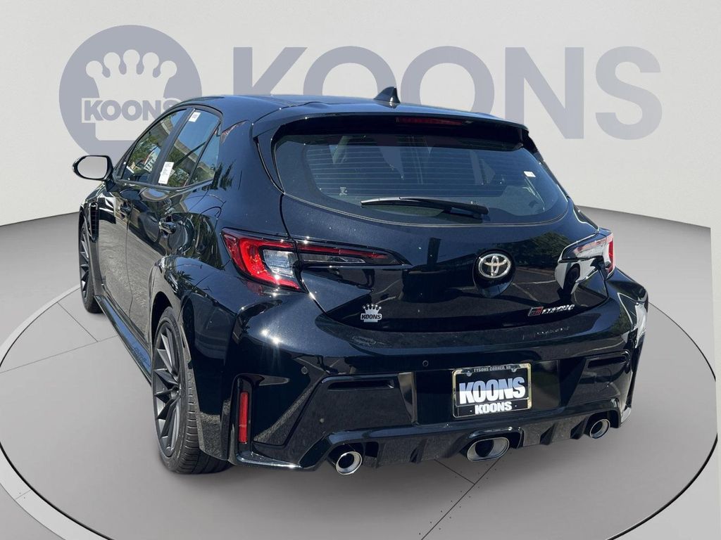 2026 Toyota GR COROLLA PREMIUM 照片 2
