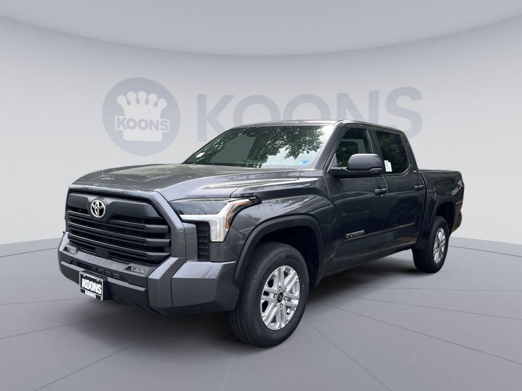 New 2026 Toyota Tundra SR5