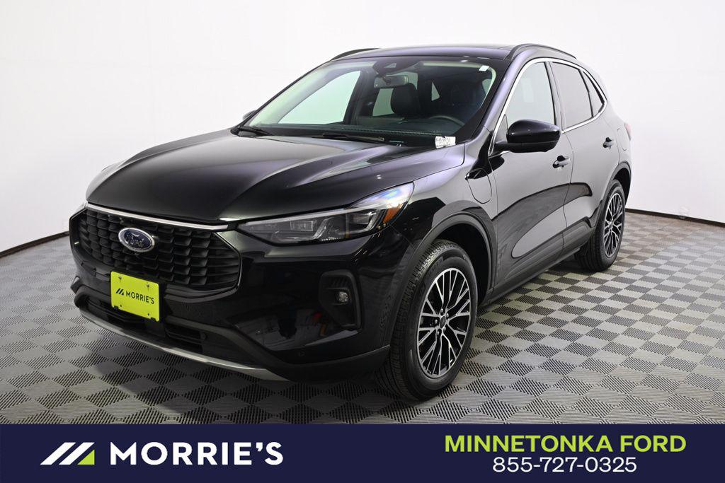 New 2025 Ford Escape PHEV SE