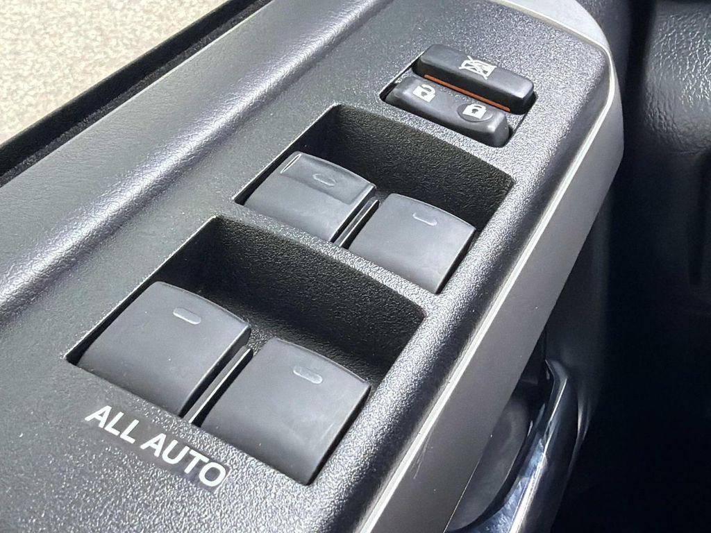 2023 Toyota 4RUNNER SR5 PREMIUM 缩略图 25
