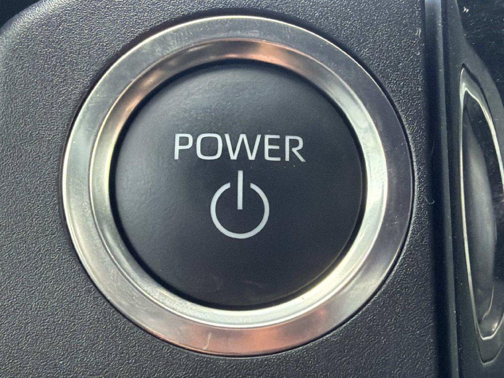 صورة مصغرة 25 لـ 2025 Toyota 4RUNNER LIMITED
