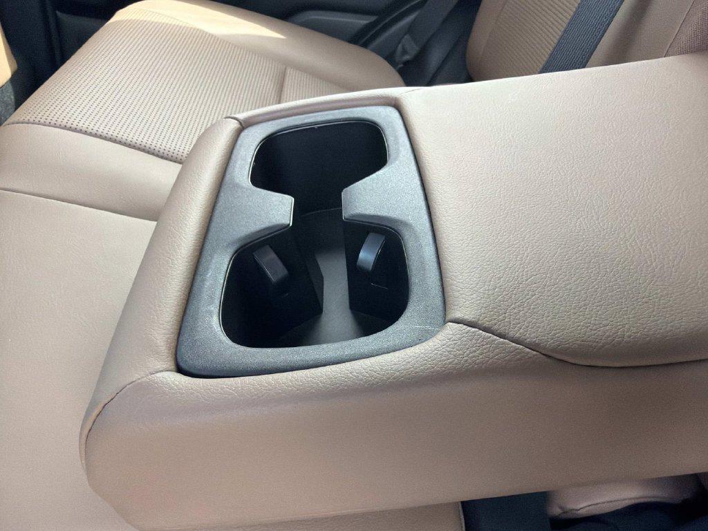 صورة مصغرة 16 لـ 2025 Toyota 4RUNNER LIMITED