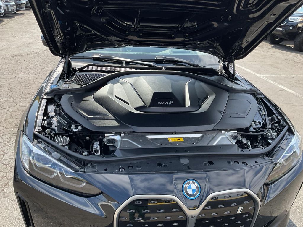 صورة مصغرة 22 لـ 2023 BMW I4 GRAN COUPE EDRIVE35