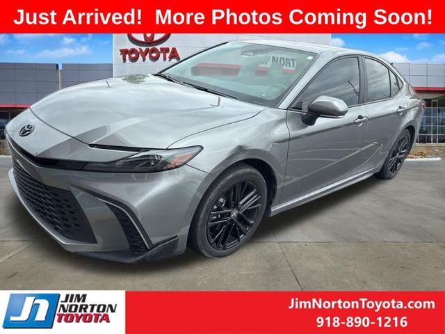 TOYOTA CAMRY - 2