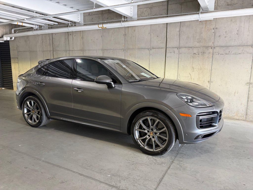 2023 Porsche CAYENNE CAYENNE TURBO S E-HYBRID 照片 9