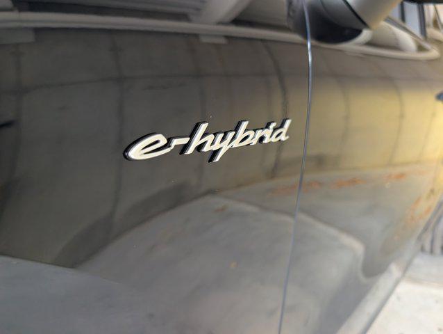 صورة مصغرة 15 لـ 2026 Porsche CAYENNE CAYENNE E-HYBRID