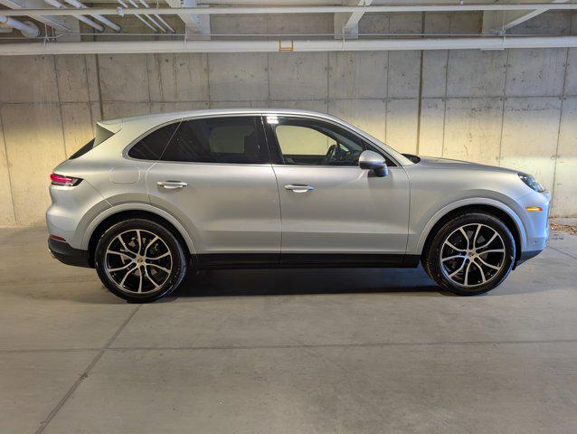 PORSCHE CAYENNE - 10