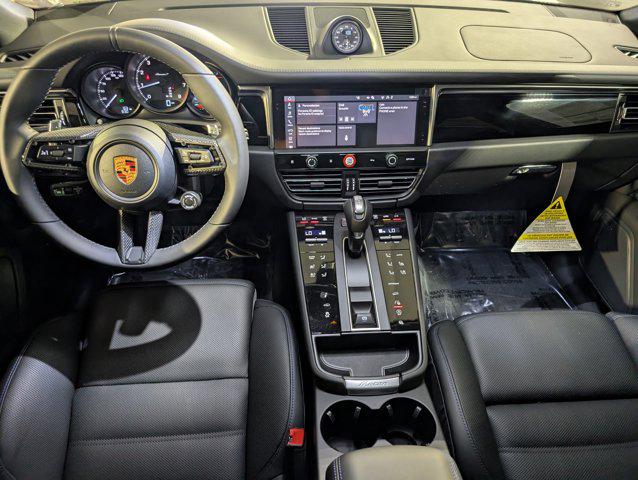 صورة 7 لـ 2026 Porsche MACAN T