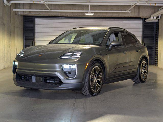 New 2026 Porsche Macan Macan Electric 4