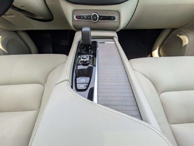 صورة مصغرة 25 لـ 2024 Volvo XC90 B5 PLUS BRIGHT THEME