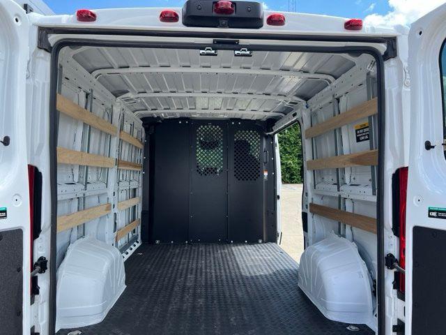 صورة مصغرة 32 لـ 2025 RAM PROMASTER 2500 TRADESMAN