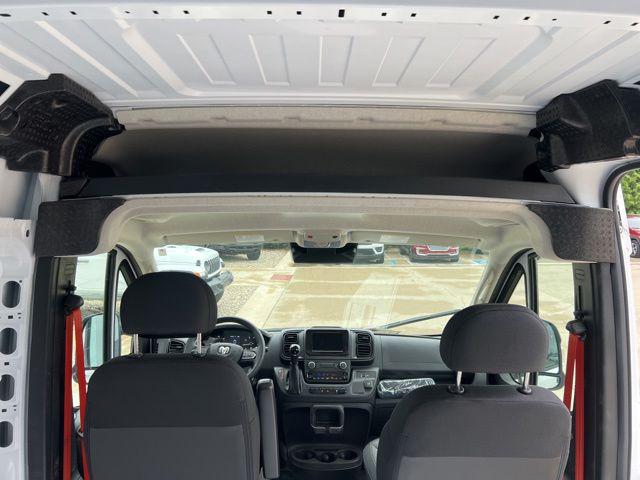 2025 RAM PROMASTER 2500 TRADESMAN — миниатюра 28