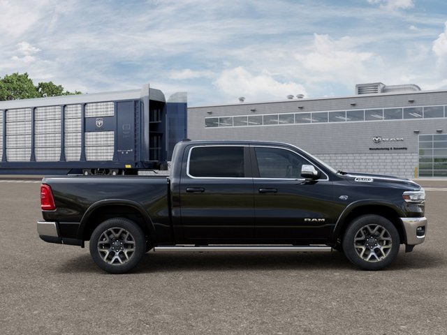 2026 RAM 1500 LARAMIE thumbnail 21