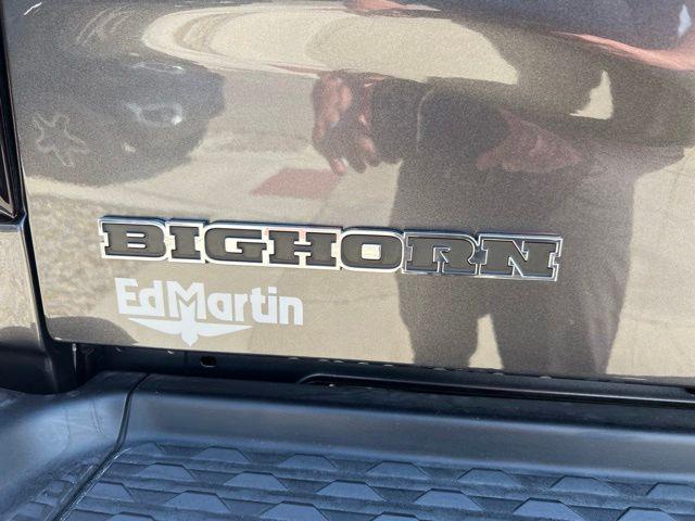 2025 RAM 2500 BIG HORN CREW CAB 4X4 6'4' BOX — миниатюра 32