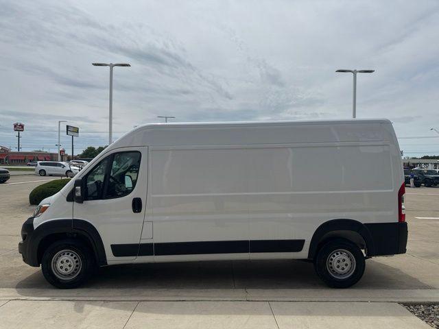 2025 RAM PROMASTER 2500 TRADESMAN — фото 10