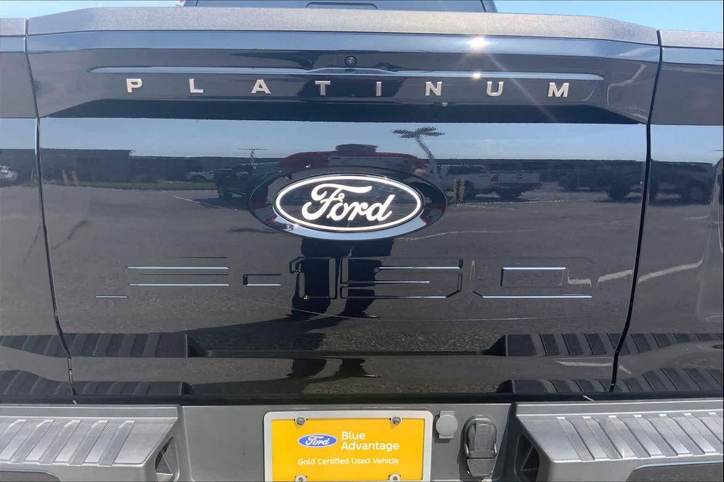 2025 FORD F-150 PLATINUM — миниатюра 31