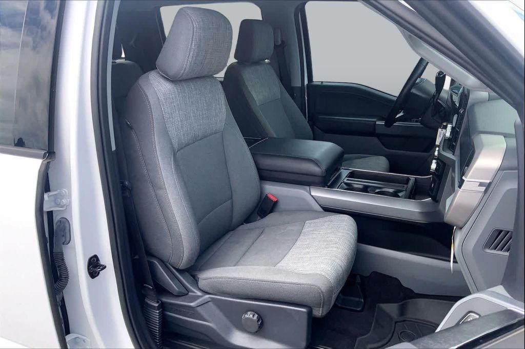 2023 FORD F-150 XLT — фото 9