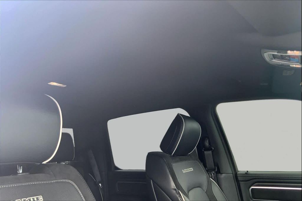2026 RAM 1500 LARAMIE — миниатюра 14