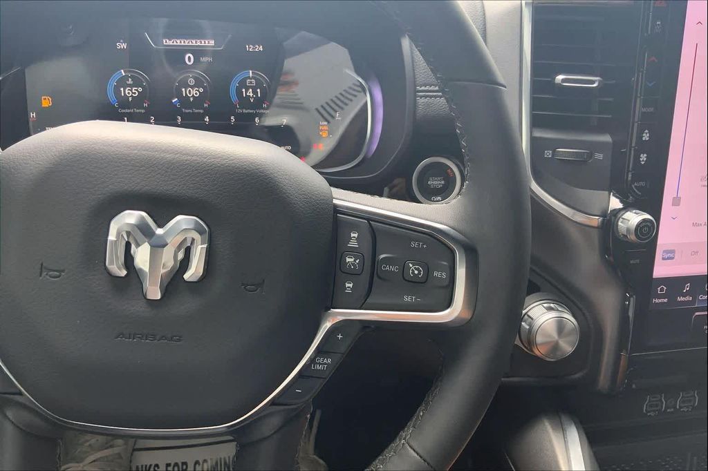 2026 RAM 1500 LARAMIE — миниатюра 25