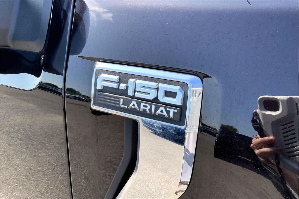 FORD F-150 LARIAT - 10