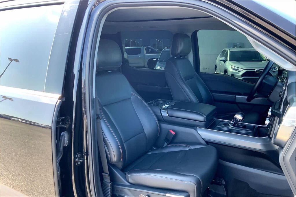 FORD F-150 LARIAT - 9