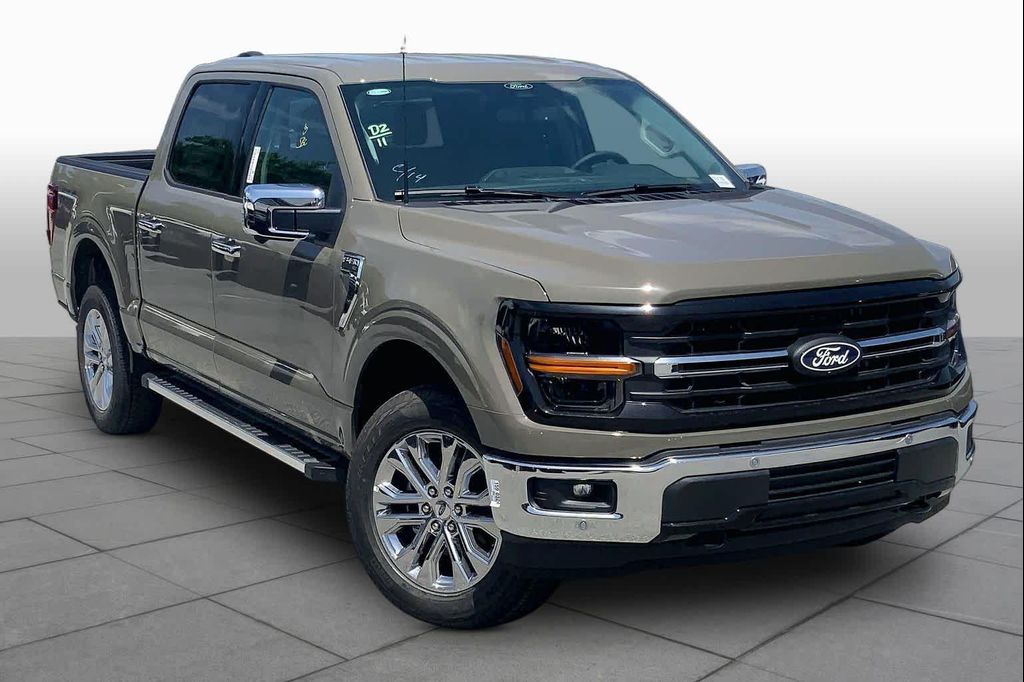 2026 FORD F-150 XLT — фото 2