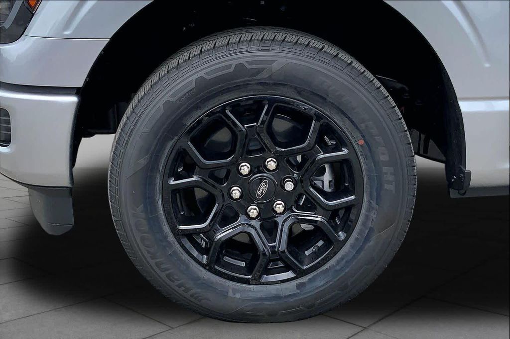 صورة مصغرة 12 لـ 2026 FORD F-150 STX