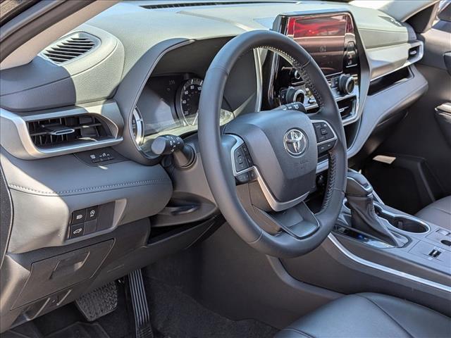 TOYOTA HIGHLANDER - 10