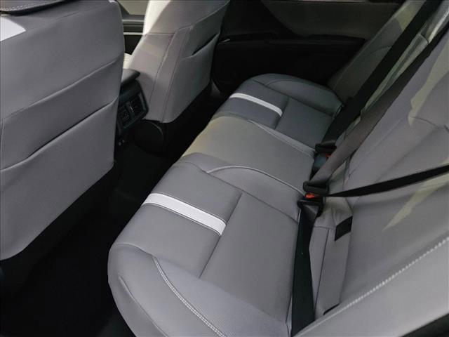 2026 Toyota CAMRY SE thumbnail 15