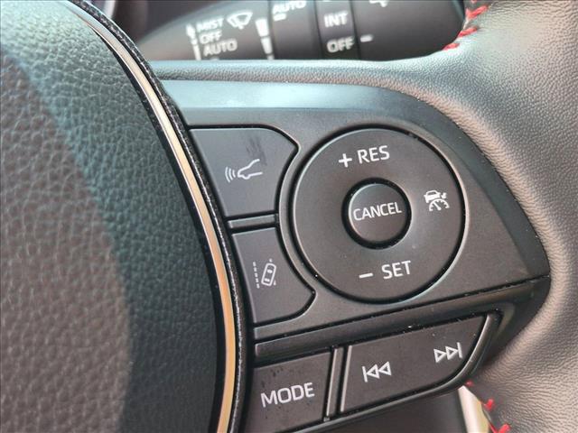 2025 Toyota RAV4 HYBRID SE thumbnail 14