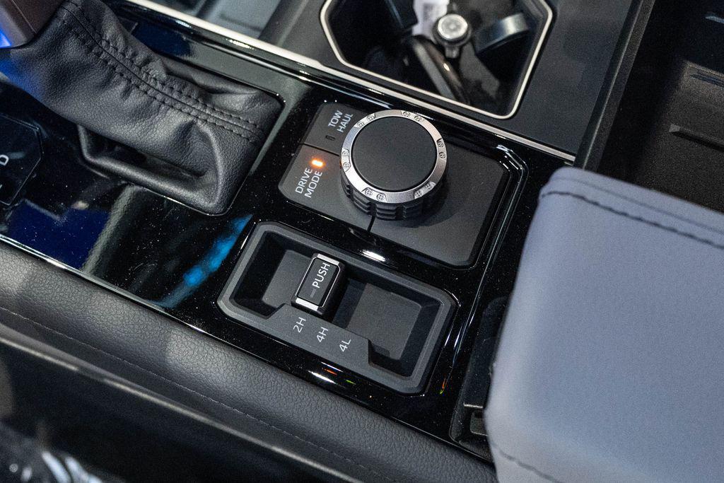 صورة مصغرة 26 لـ 2026 Toyota TUNDRA LIMITED