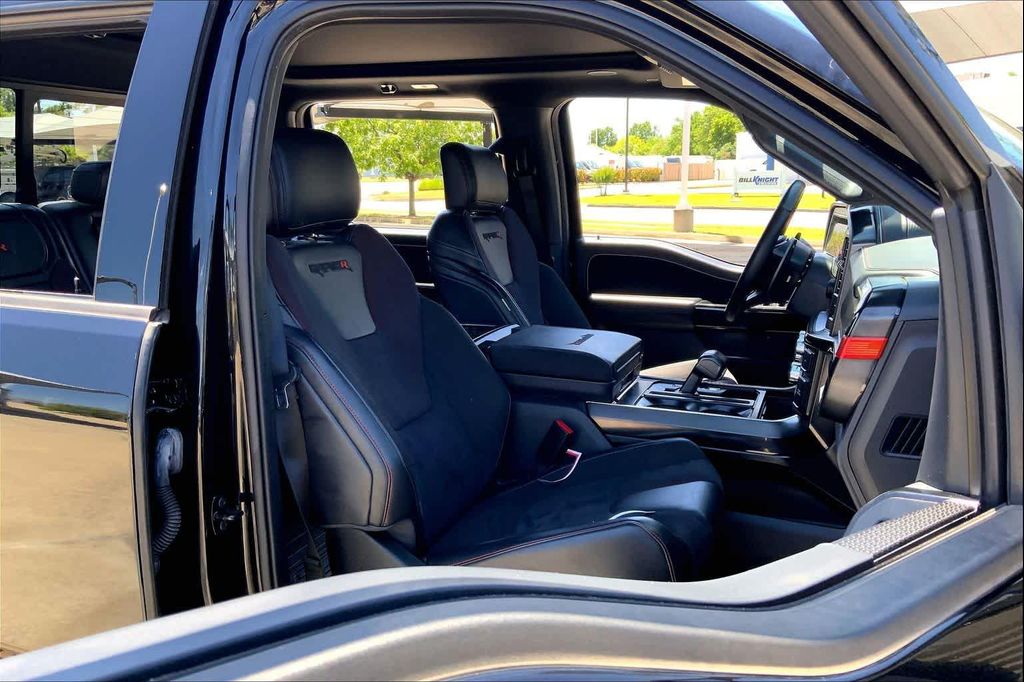 FORD F-150 RAPTOR - 9
