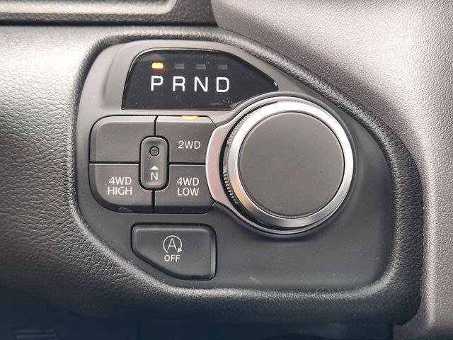صورة مصغرة 16 لـ 2026 RAM 1500 EXPRESS