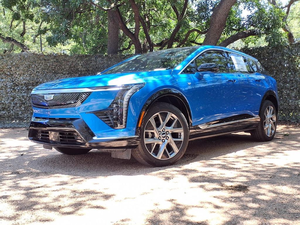 New 2026 Cadillac OPTIQ Luxury