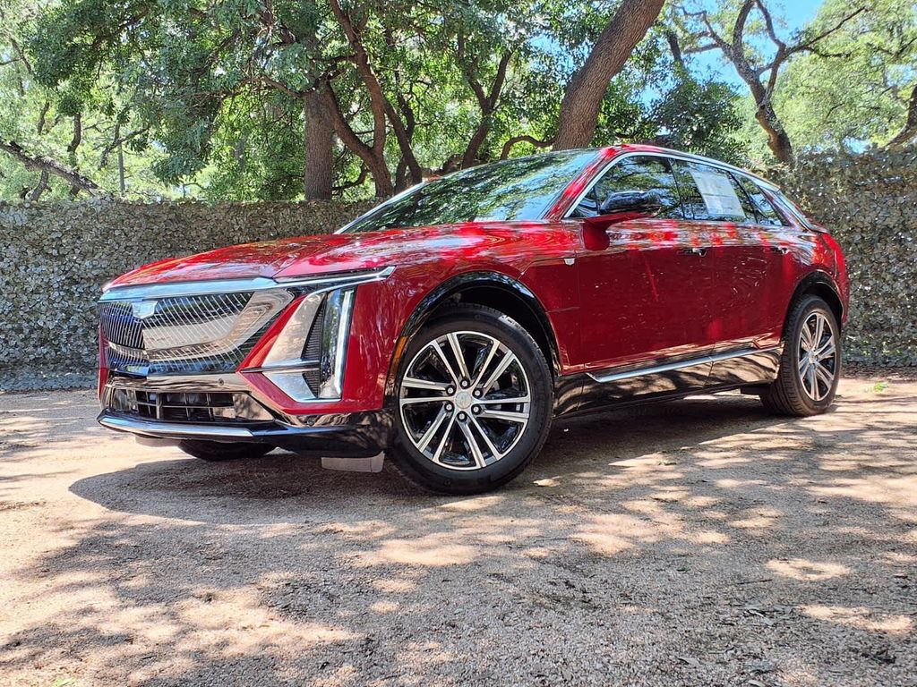 New 2026 Cadillac LYRIQ Luxury