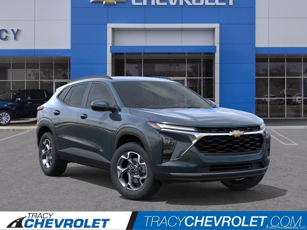 New 2026 Chevrolet Trax LT