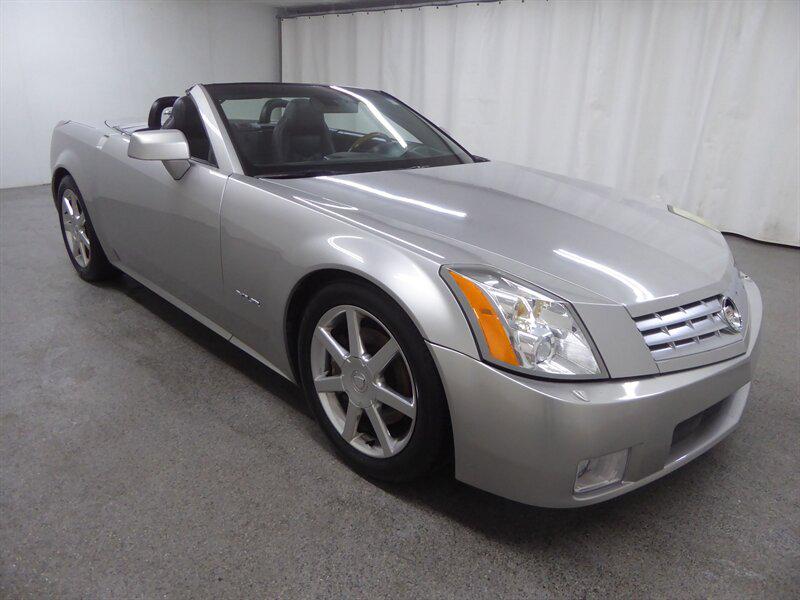 2004 Cadillac XLR