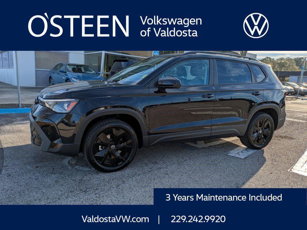 New 2026 Volkswagen Taos SE Black