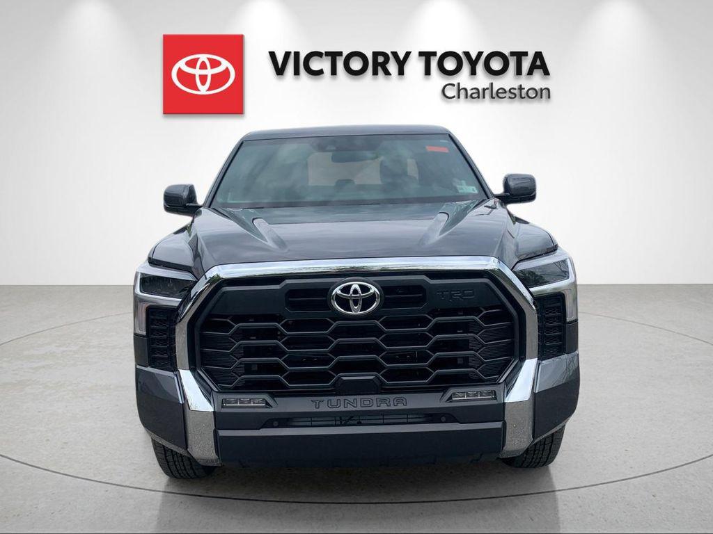 TOYOTA TUNDRA - 8