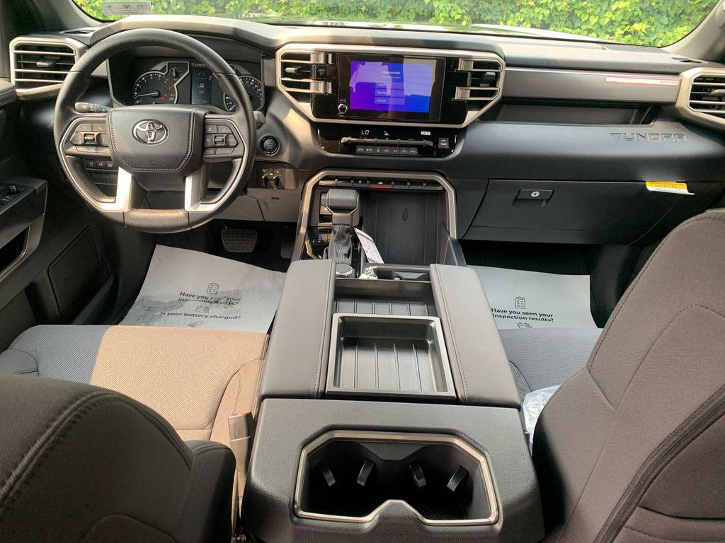 صورة مصغرة 15 لـ 2026 Toyota TUNDRA SR5