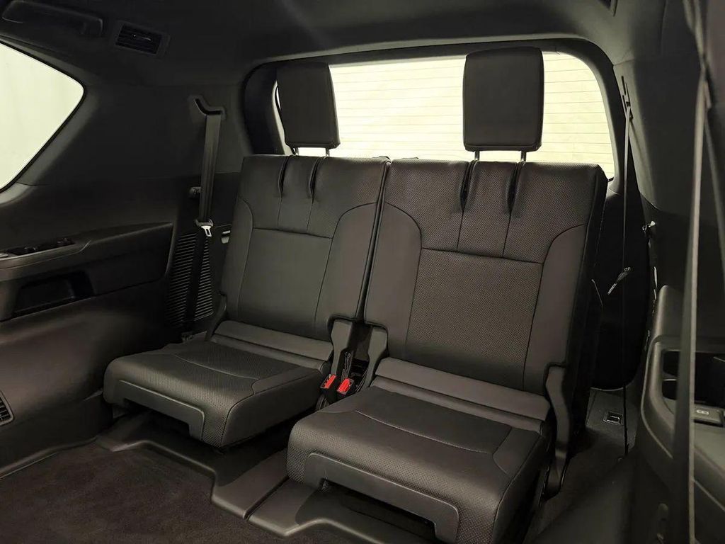 2023 Lexus LX 600 PREMIUM photo 43